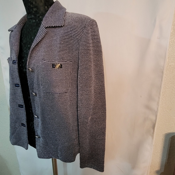 St. John blazer - Picture 3 of 6